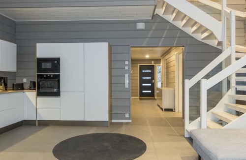 Sirkka Maison | Levin hiihtäjä by Interhome