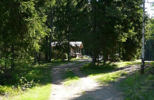Ypaja Maison | Levomäki Farm Cottages