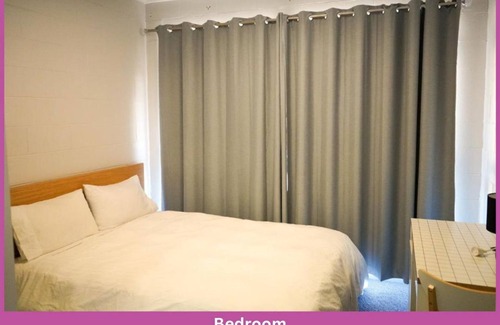 Cranbrook Maison | *LGE house avail**5BR *7beds**Entire* Space*Yard*