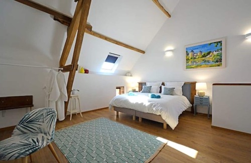 Saint-Aubin-Fosse-Louvain Maison | L’HIRONDELLE - Luxury Barn renovation on the Normandy/Loire border for couples