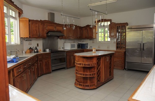 Mammee Bay Estates Villa | Belle villa avec grande piscine, jacuzzi et plage privée