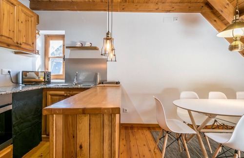 Arties Appartement | Liat by Totiaran