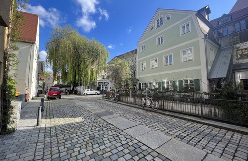 Innenstadt Appartement | Liboria I Wohnen im Denkmal Augsburgs