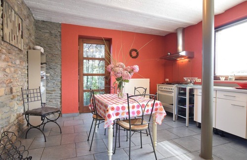 Libramont-Chevigny Maison | Havre de jardin de pierre de Libramont