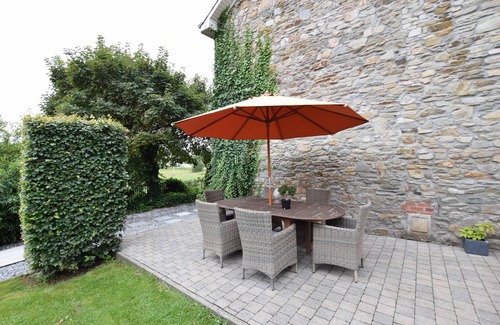 Libramont-Chevigny Maison | Havre de jardin de pierre de Libramont