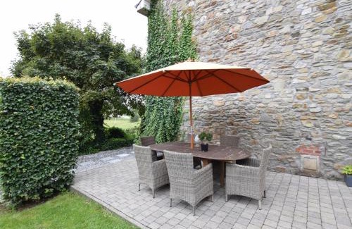 Libramont-Chevigny Maison | Libramont Stone Garden Haven