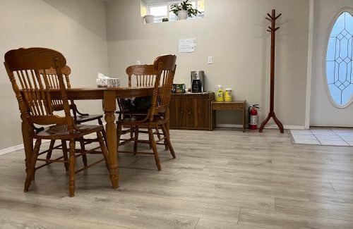 Promontory Maison | Licensed spacious basement suite with one king-size bed