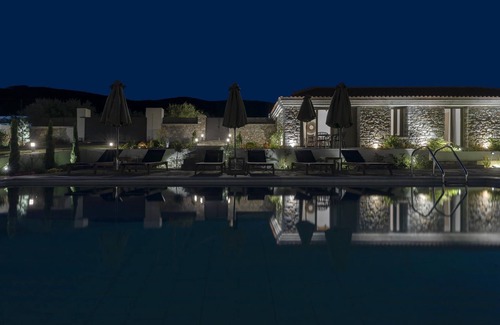 Sourpi Maison | Lichnos Luxury Studio