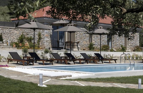 Sourpi Maison | Lichnos Luxury Studio