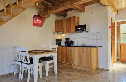 Meschendorf Appartement | Lichrdurchflutete 2-raum-wohnung auf 2 Ebenen mit Meerblick