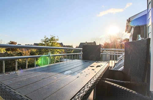 Norden Appartement | Lichtdurchflutete Obergeschosswohnung für 4 Personen + Baby und Hund