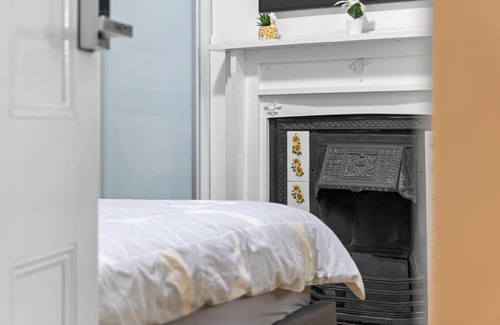 Lidcombe Maison | Lidcombe Boutique Guest House near Berala Station