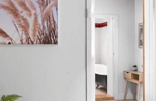 Lidcombe Maison | Lidcombe Boutique Guest House near Berala Station