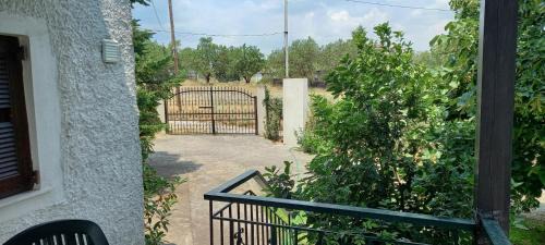 Peraia Maison | Lidden tree cottage
