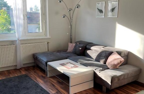 Vienna Appartement | Liesing Luxus: Gemütliches Apartment in Top-Lage