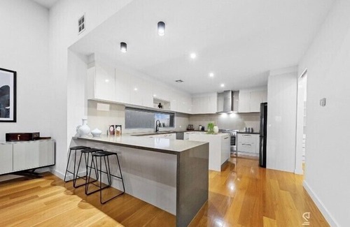 Caroline Springs Maison | Lifestyle by the Lake