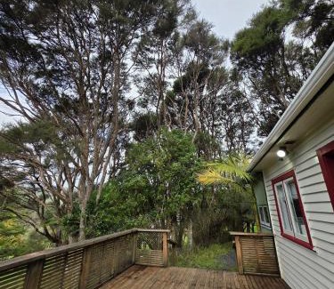 Lower Hutt Maison | Lifestyle farm stay retreat near CBD