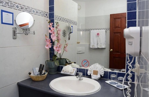 Cofresi Station Balnéaire | Lifestyle Tropical Beach Resort Jr. Suite: All-inclusive fee extra pd to resort