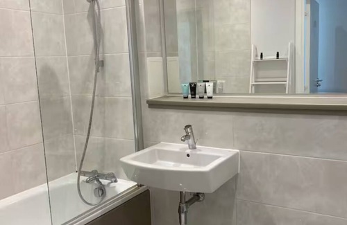 Haggerston Appartement | Light 2-bedroom apartment in fabulous East London with private balcony