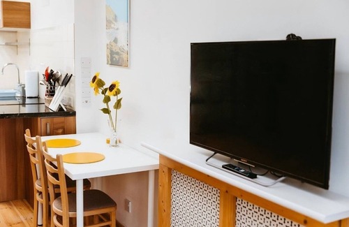 Newton St Loe Appartement | Light and airy with parking nearby