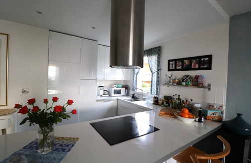 Saint Pierre de Feric Appartement | Bel apartement lumineux avec vue mer- piscine dans la récidence!