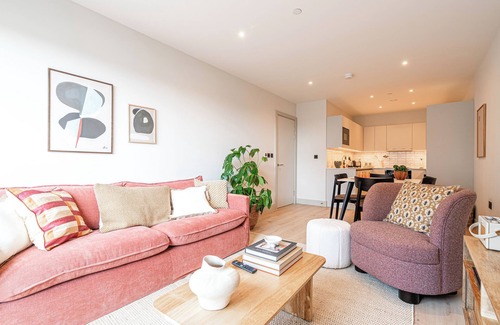 Whittington Appartement | Light and Space Retreat