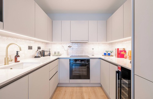 Whittington Appartement | Light and Space Retreat