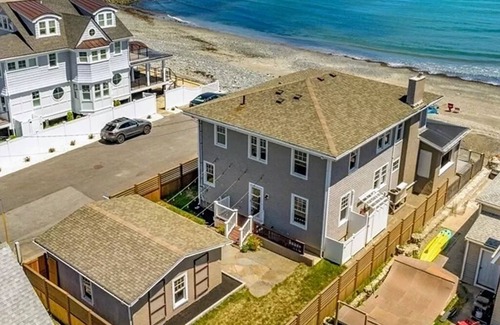 Allerton Maison | Light-filled Beachfront 3 Bed - avail. Aug. 25, 2024