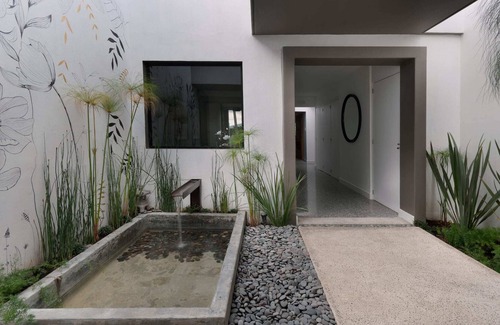 Ajijic Appartement | LIGHT FILLED MODERN APARTMENT WITH PRIVATE GARDEN
