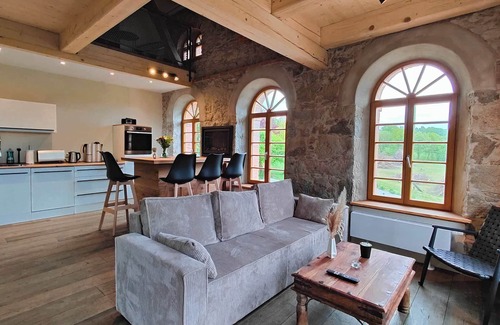 Buhlau Appartement | Light-flooded architect's apartment with its own sauna and 2 fireplaces