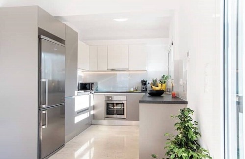 Galatsi Appartement | Light-flooded penthouse