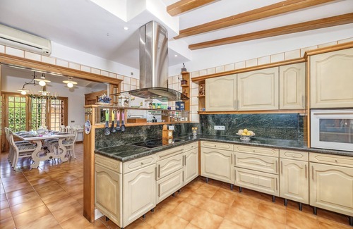 Lloseta Villa | Villa "Tramontana" baignée de lumière dans un cadre idyllique