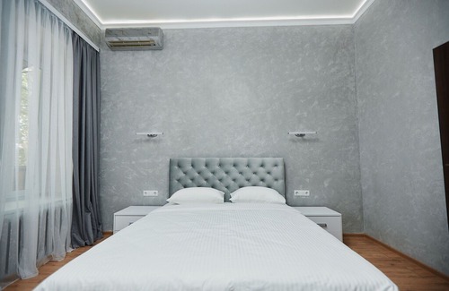 Odessa City Center Appartement | Light Gray Apartments