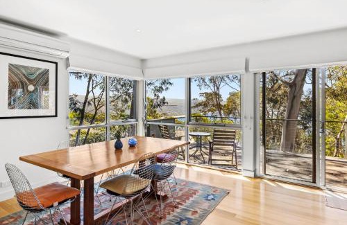 Lorne Maison | Light House