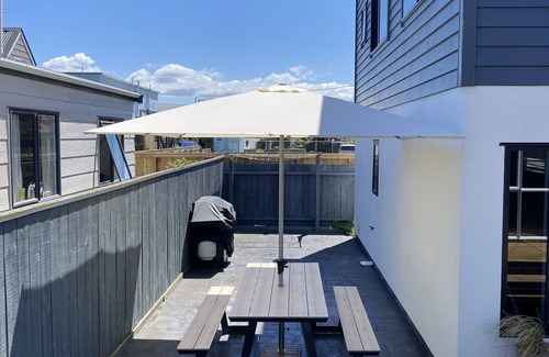 Kilbirnie Appartement | Lumière, Moderne + Proche de tout