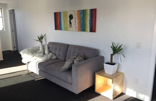 Kilbirnie Appartement | Lumière, Moderne + Proche de tout