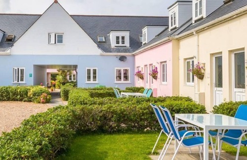 Le Vallon Cottage | Cottage lumineux et spacieux au rez-de-chaussée avec terrasse donnant sur le jardin