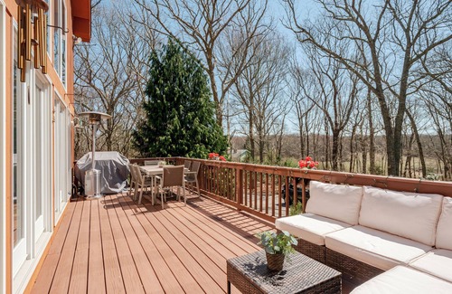 Saunderstown Maison | Light & spacious coastal haven perfect for Beaches or Newport