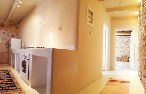 Agia Thekli Villa | Pierre & Lumière / Vue Mer / Boutique Maison