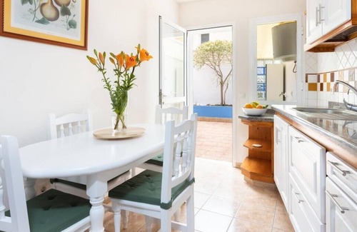 Punta del Hidalgo Maison | Sea Breezes. Family house with terrace sea views