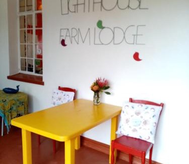 Cape Town Cabine | Lighthouse Farm Backpackers Lodge