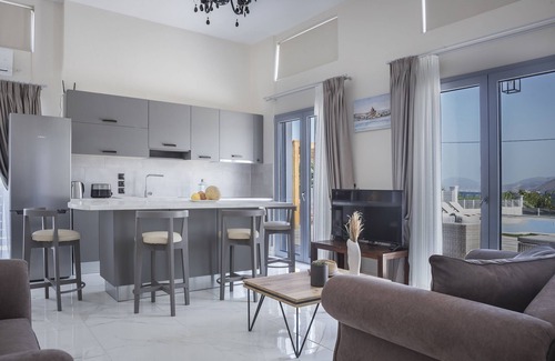 Argostoli Town Villa | Phare Villa 2. L'un des endroits les plus populaires de Céphalonie