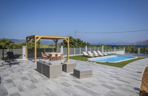 Argostoli Town Villa | Phare Villa 2. L'un des endroits les plus populaires de Céphalonie