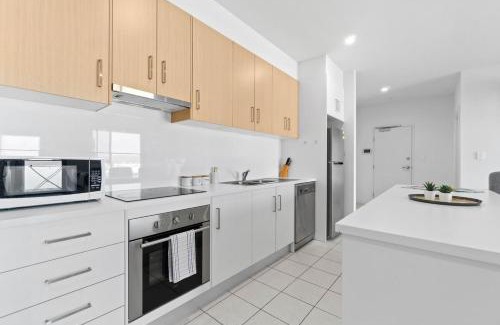 Lightsview Appartement | Lightview Oasis- Modern 2BR Apt- WiFi & Parking
