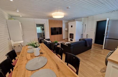 Kadrina Parish Maison | Liivakõrtsi puhkemaja saunaga