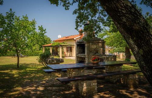 Bratulici Maison | Lijana in Bratulići (Haus für 4 Personen)