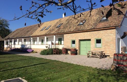 Regoly Maison | Likaskalács