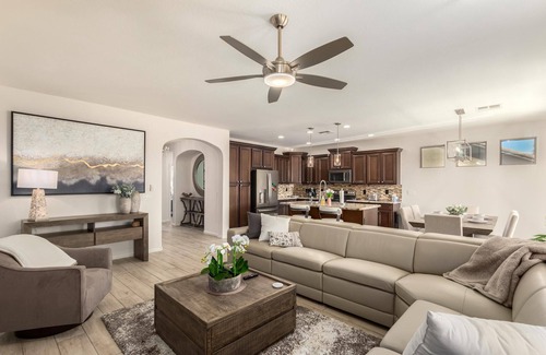 Pebblecreek Maison | Like NEW in Pebblecreek this Updated 2/2+Den is sure to please!
