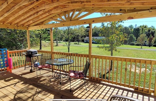 Burlington Maison | "Lil Big" Tiny House near Lion Reserve