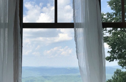 Lookout Mountain Maison | Lil 'Haven Tiny House
